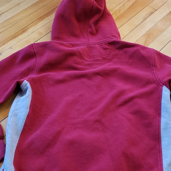 Izod Maroon zip up Hoodie - Picture 5 of 6